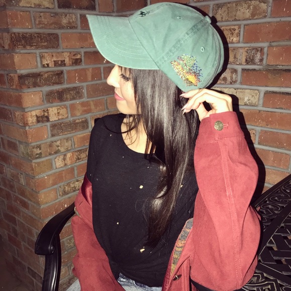 ✨MEET your POSHER✨ - Picture 8 of 9